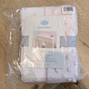 NWT Cloud Island changing cover